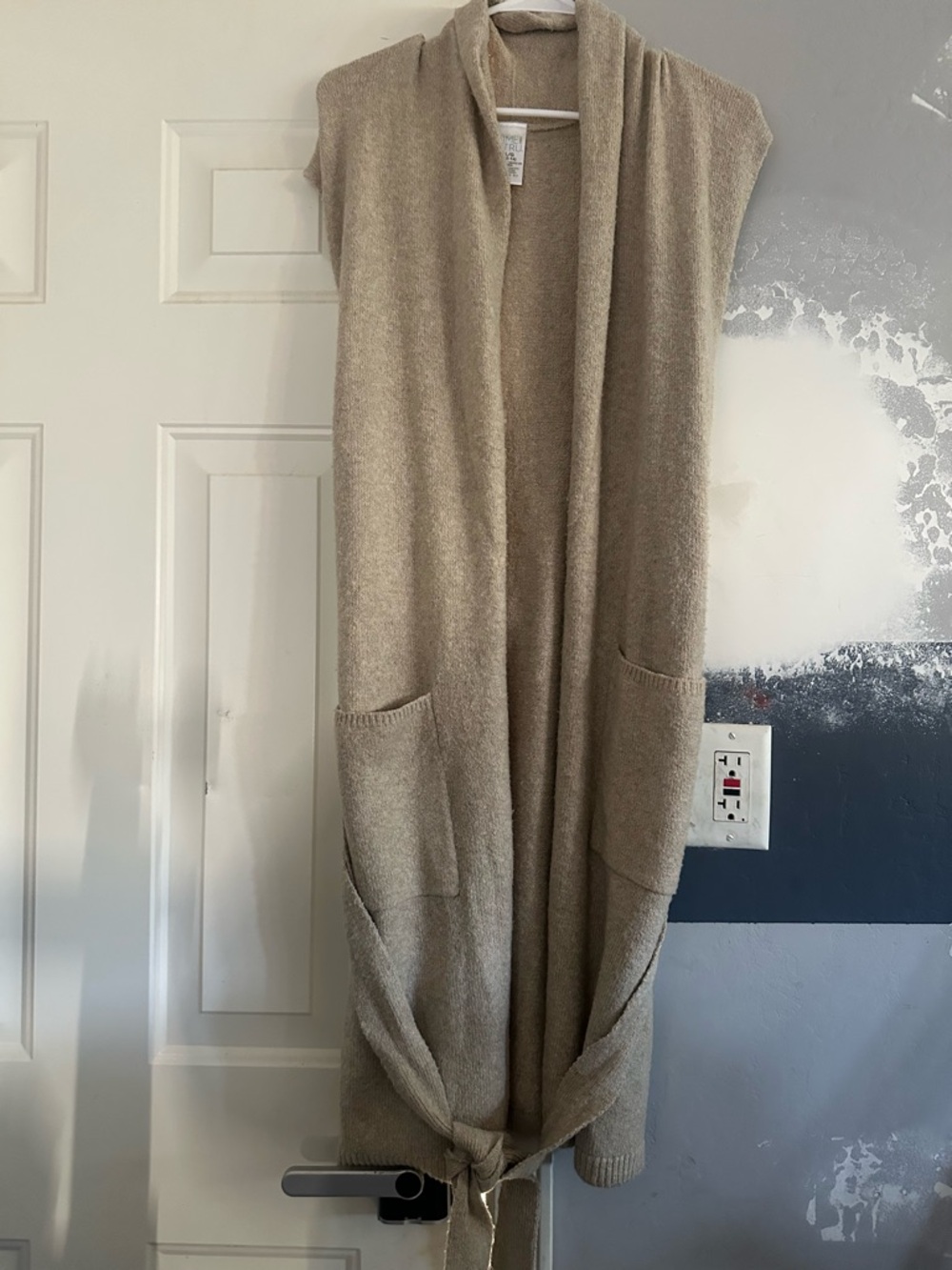 Time and Tru Shawl Collar Sleeveless Knit Vest in Taupe